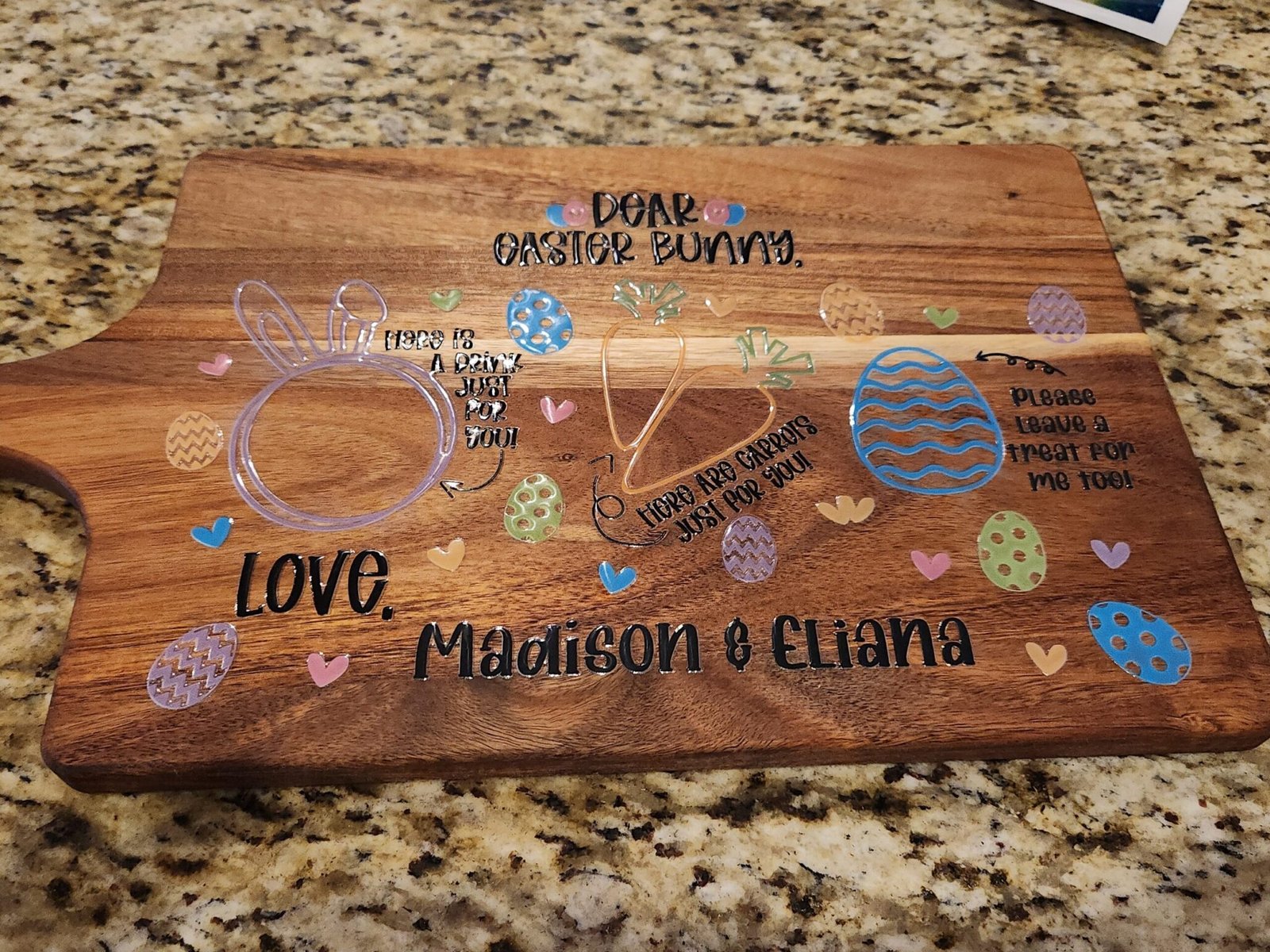 UV DTF decorated cutting board